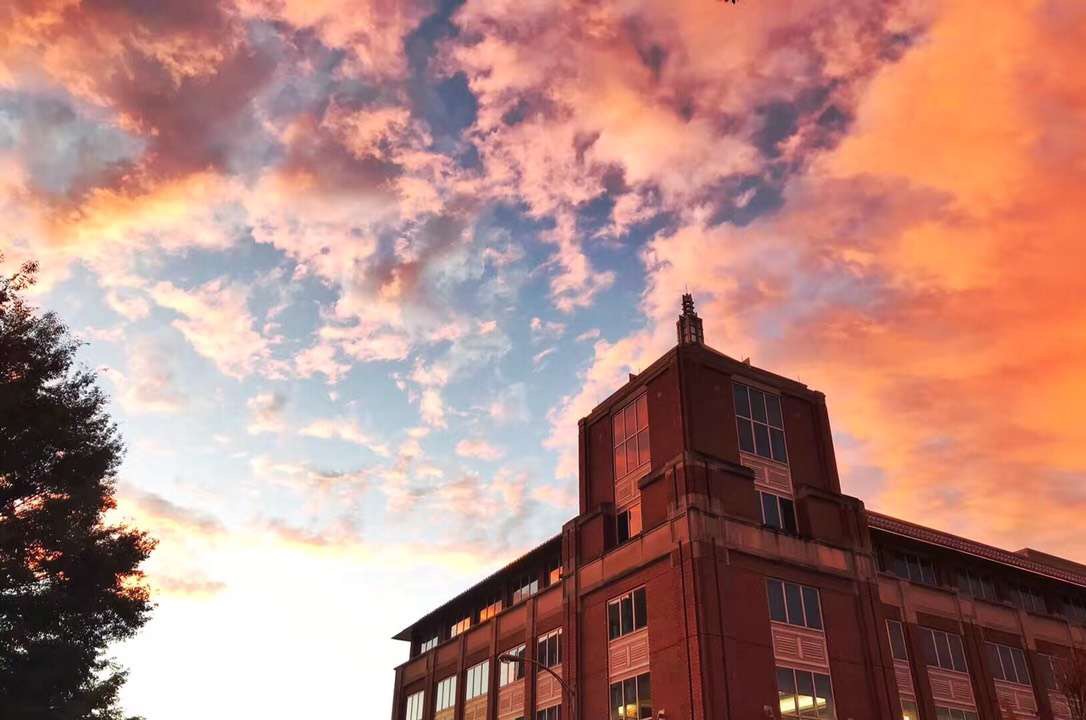 美国本科留学签证保证金